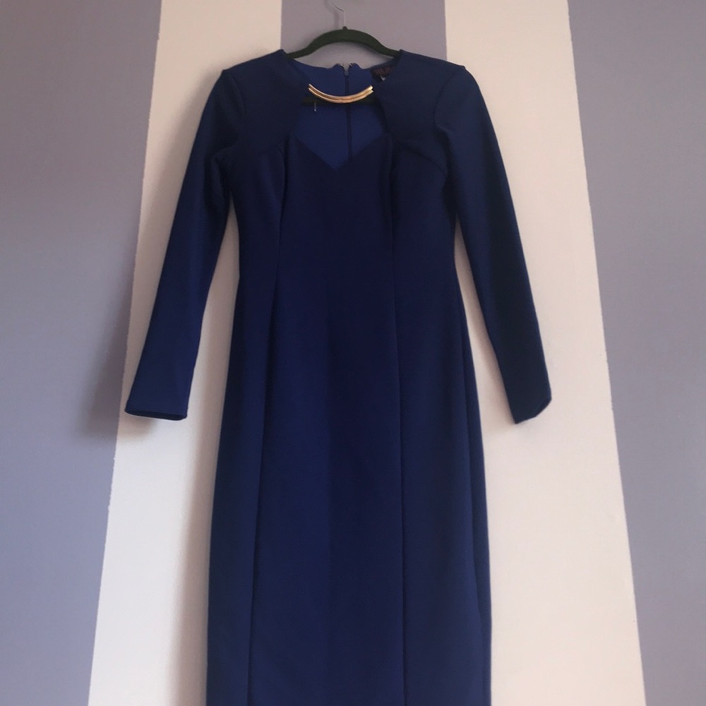 Blue Long Sleeve Midi with neck accent